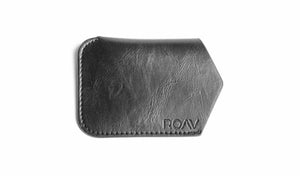 BLACK LEATHER POUCH.