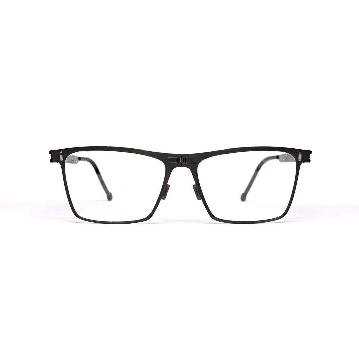 LIAM | Matte Black.